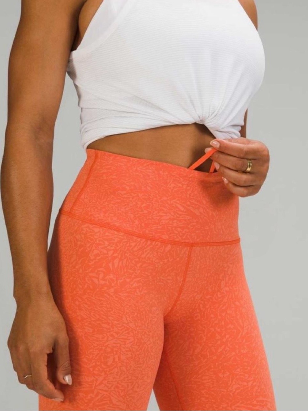 Lululemon Wunder Train High Rise Tight 25” Crunch Warm Coral Size 2